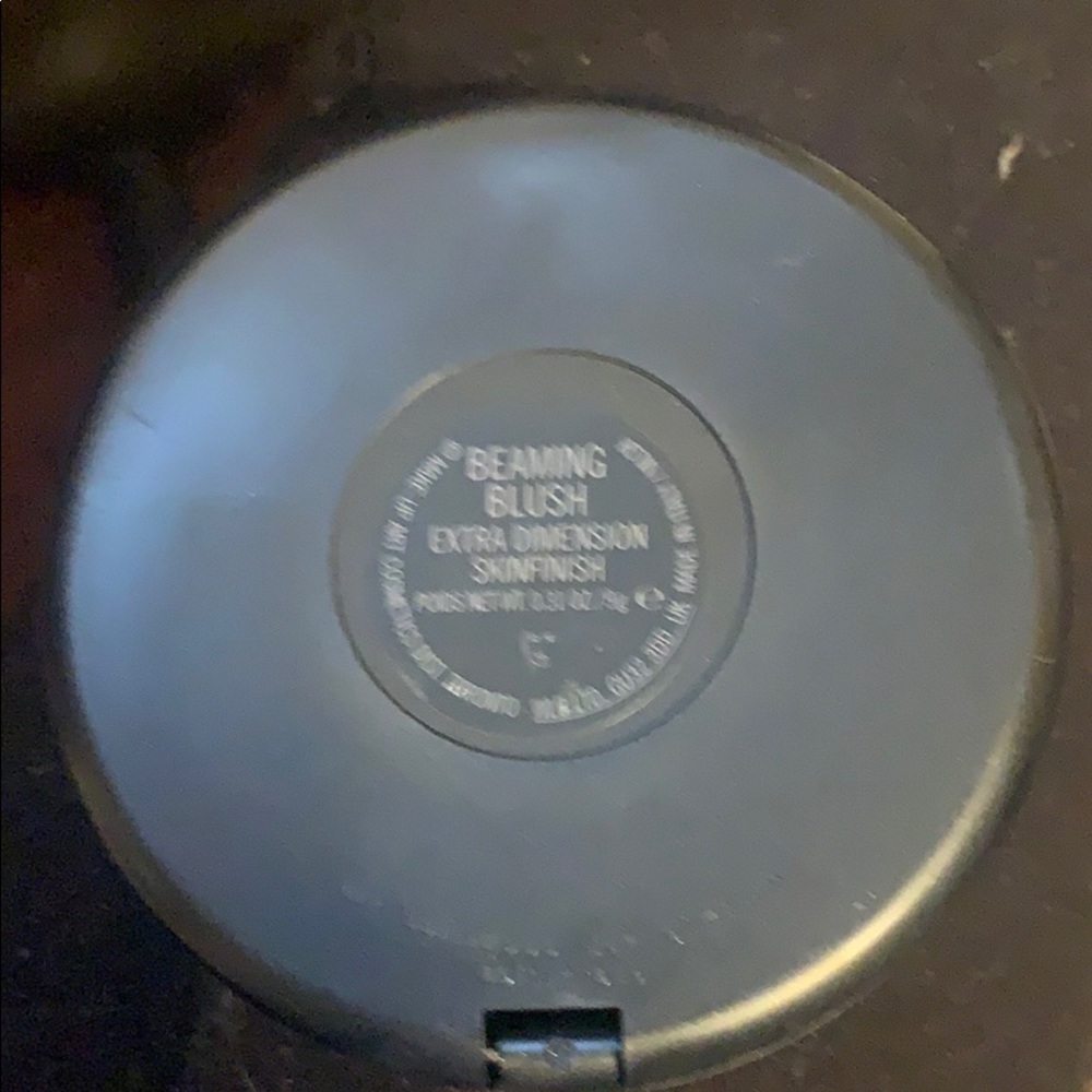 MAC Highlighter - Picture 2 of 2